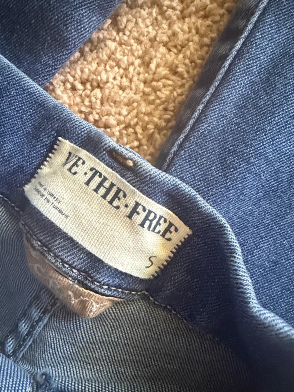 Free People We The Free CRVY Infinite Stretch Pull On Flare Jeans Small NWT - Picture 2 of 6